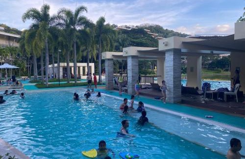 Nasugbu Apartment | Pico De Loro Miranda B With 290 mbps Wifi