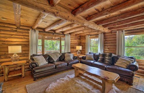 Bridgewater Corners House | Picture-Perfect Vermont Mtn Cabin with Hot Tub!