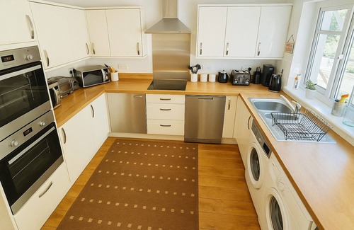 Symonds Yat Cottage | Picturesque Cottage In Symonds Yat - Dogs stay free + no charge for fire wood!