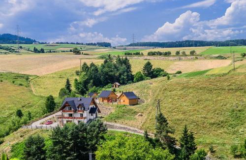 Kroscienko nad Dunajcem Ski Chalet | Pienińskie Herbarium dobre samopoczucie, wellness, mini zoo, poczujesz folklor Pienin