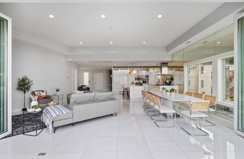 Town of Orangetown House | Piermont Waterfront Villa! Sleeps up to 16 adults Luxuriously and In Style
