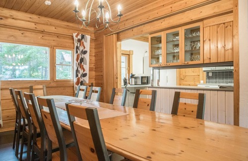 Isnas House | Pihlaja 8 by Interhome