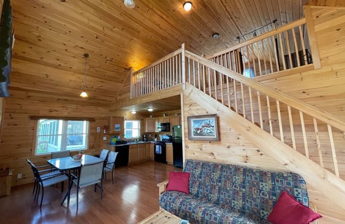 Brier Hill House | Pike Lodge - The Lodges at Oak Point, 1000 Islands - Right on the River!