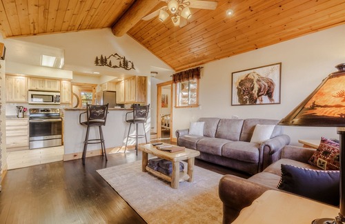 Westcreek Cabin | Pikes Peak Ranch - Wilderness Cabin