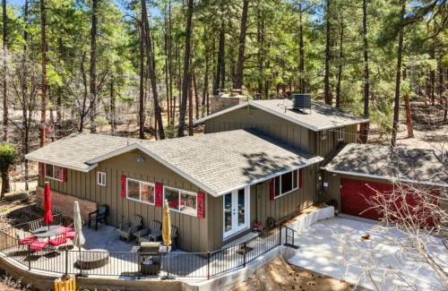 Groom Creek House | Pine Cone Lodge Fire Pit BBQ Ping Pong