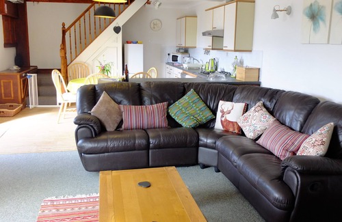 Dolgellau House | Pine Cottage - Exceptional Location In Snowdonia National Park Near Beaches