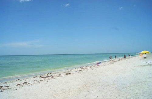 Sanibel House | Pine Cove #304
