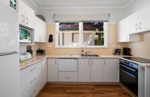 Blackheath House | Pine Lodge in Blackheath