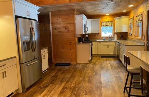 Brantingham Cabin | Pine View Retreat | Walk to Lake | Game Room