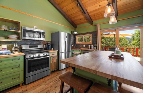 Upper Moonridge Cabin | Pinecone Ridge - Hot Tub, Walk to Slopes, Multiple Decks, Foosball