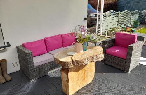 Ascog Apartment | Pinetree Cottage, dog friendly, Holiday let, Callander Invertrossachs