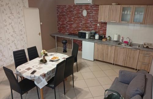 Soltvadkert Apartment | Pingpong Apartman