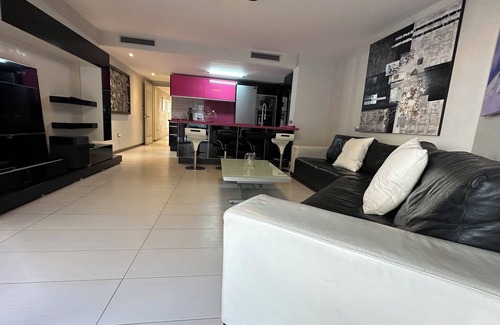 Talamanca Apartment | PINK Apartment Marina Botafoch Ibiza