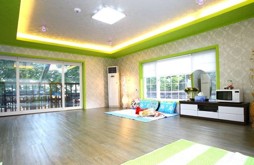 Namhae House | Pinky Marine Pension