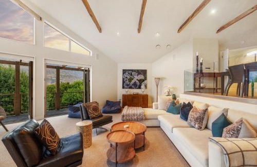 Lower Shotover Villa | Pinnacle Villa by MajorDomo