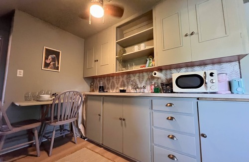 Ridgefield Apartment | Pioneer Heritage Apt 1 Downtown Ridgefield