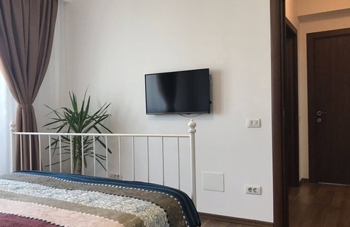 Voluntari Apartment | PIPERA LAKE VIEW - BRIGHT APARTMENT