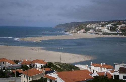 Casais do Rio House | Pipo People House - Óbidos