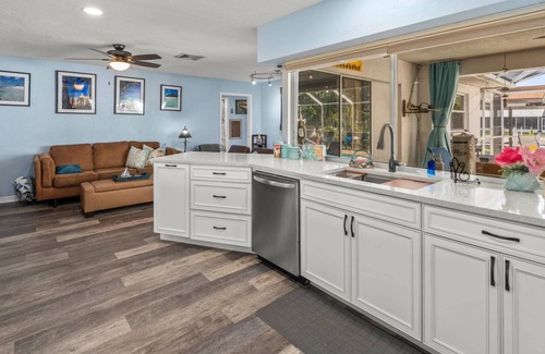 Bal Harbour House | Pirates Den - 4BR Pet-Friendly Waterfront Oasis with Pool, Dock, Kayaks, Bar