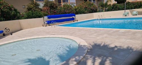 Argeles Plage Apartment | Piscine - mer 5 minutes à pied - sans draps