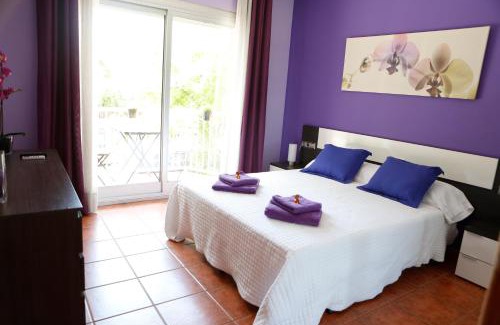 Sabadell Apartment | PISO EXTERIOR COMPLETO A 20 ' DE BARCELONA.