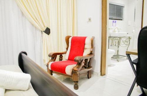 Lobatse House | Pitikwe Hill Guesthouse