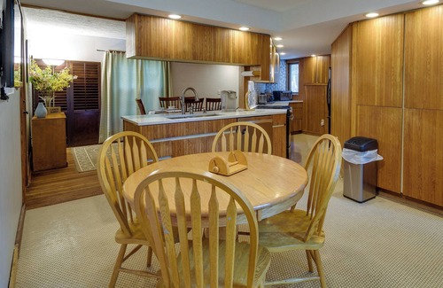 Rochester House | Pittsford Vacation Home: 2 Mi to Historic Village