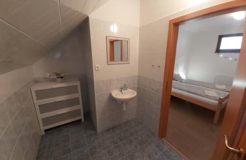 Lhota pod Libcany House | Pivní lednice