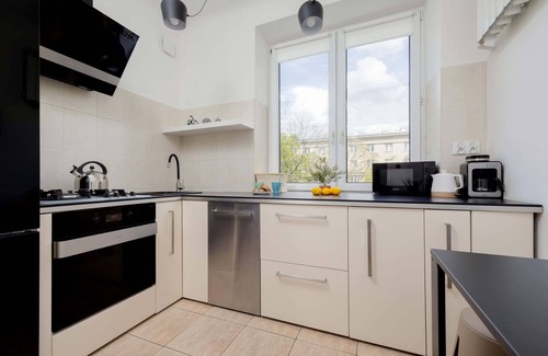 Nowa Praga Apartment | Pl. Hallera 6B | Einzigartige Wohnung | Center