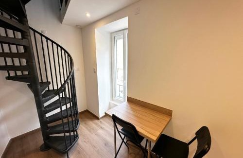 Vienne Apartment | Place SAINT PAUL triplex 19m2