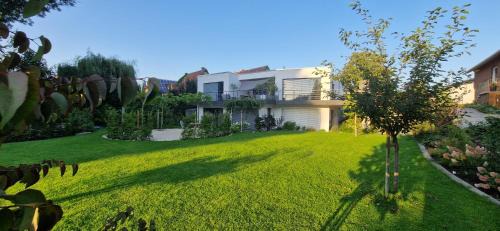 Calden Apartment | Place2be