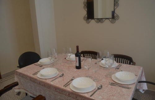 Centre Historic de Manresa Apartment | Placido Apartment