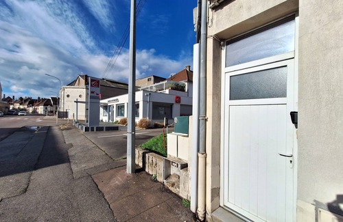 Auxonne Apartment | "plain-pied Charmant 56m²: Prox. Centre-ville, Cuisine Équipée - Idéal 7 Pers."