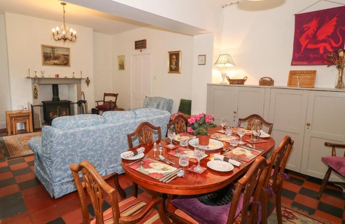 Garndolbenmaen House | Plas Hendre Guest Wing