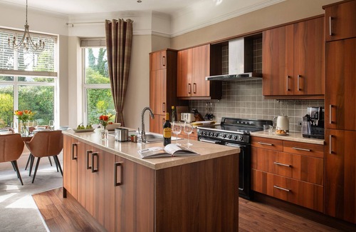 Trefriw Cottage | PLAS MEIRION APARTMENT 3, family friendly, with a garden in Llanrwst