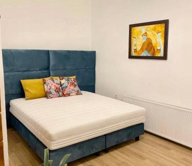 Tata Apartment | Platános Apartman Tata