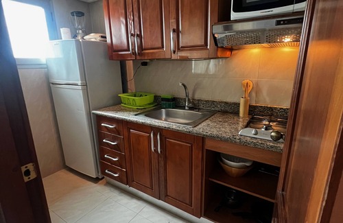 San Geronimo House | PLATINUM Suite @Malecon Center WIFI NETFLIX AC