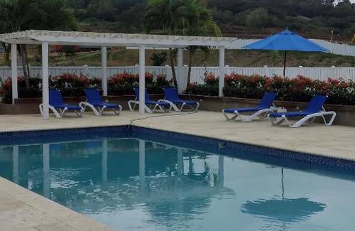 Lucea Bed & Breakfast | Playa Paraiso JAMAICA Bed & Breakfast