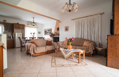 Paleros House | Pleasant and enjoyable stay