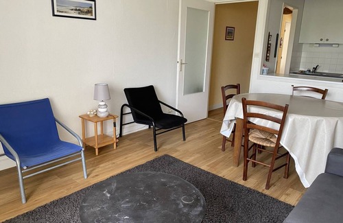 Saint-Cast-le-Guildo Apartment | Pleasant sea view apartment near the Saint Cast golf course, 1 bedroom, sleeps 4