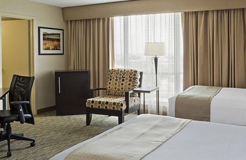 Miami Springs Hotel | Pleasant Stay, Convenient Location! 3 Pleasant Units, Pool, Near Marlins Park