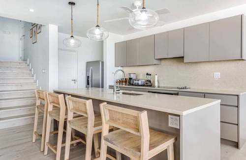 Merlin Bay Villa | Please Inquire Before Booking – Luxury Villa