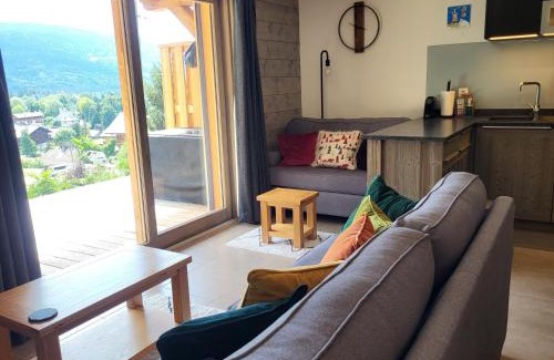 Samoens Apartment | Plein Soleil Modern 3 bedroom apartment with stunning mountain views