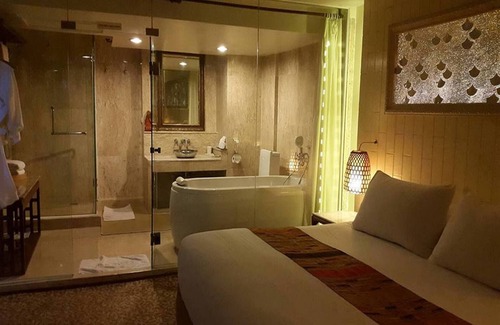 Mukdahan Hotel | Ploy Palace Hotel