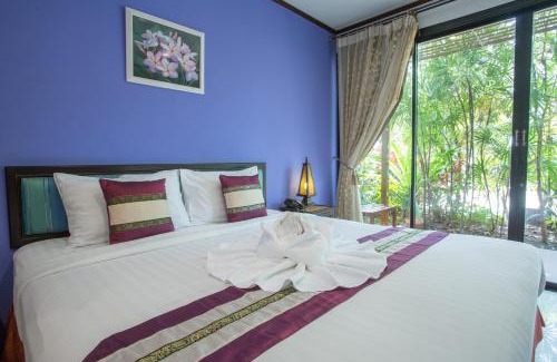 Bangkok Resort | PloyKhumThong Boutique Resort