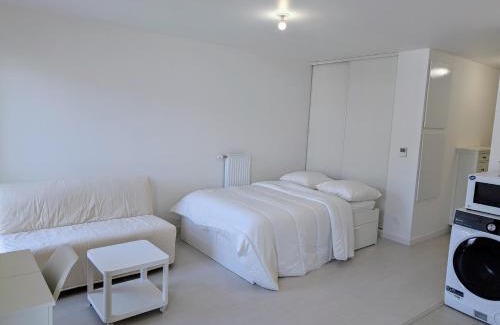 Sartrouville Apartment | Plume, Studio & Parking gratuit à Sartrouville - Ville à 20 min de Paris