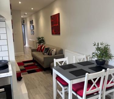 Barbican Apartment | Plymouth Hoe Hideaway