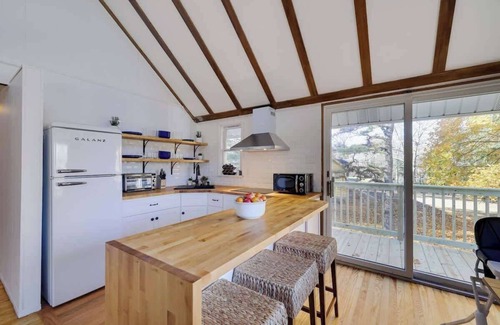 Albrightsville House | Pocono Chalet Winter Escape - 9 Miles to Skiing!
