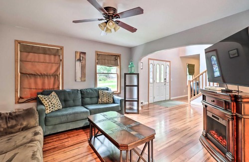 Bushkill House | Pocono Gem with Deck and Fire Pit, 9 Mi to Skiing!