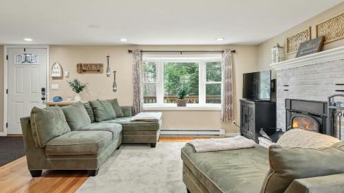 Thornhurst House | Poconos Getaway w Firepit Lake Access Near Jack Frost Big Boulder Ski